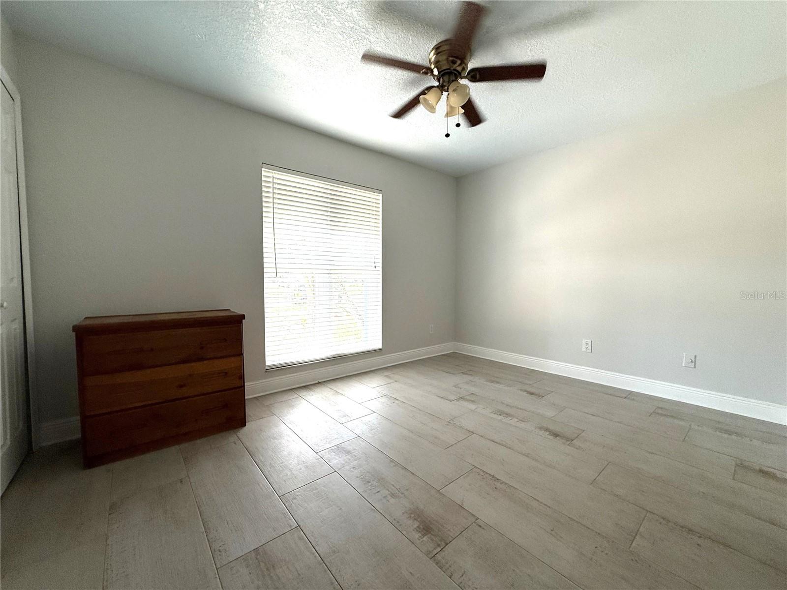 Image 27 of 57 For 1095 Gran Paseo Drive