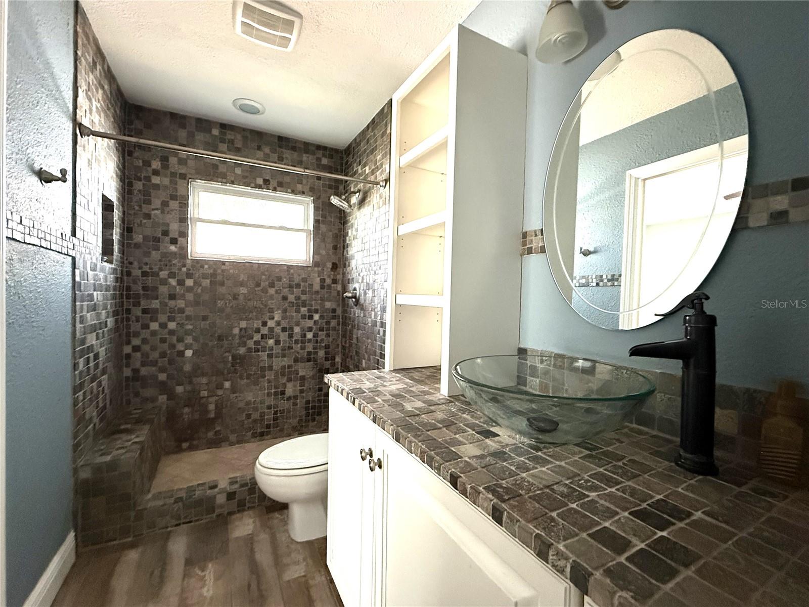 Image 30 of 57 For 1095 Gran Paseo Drive