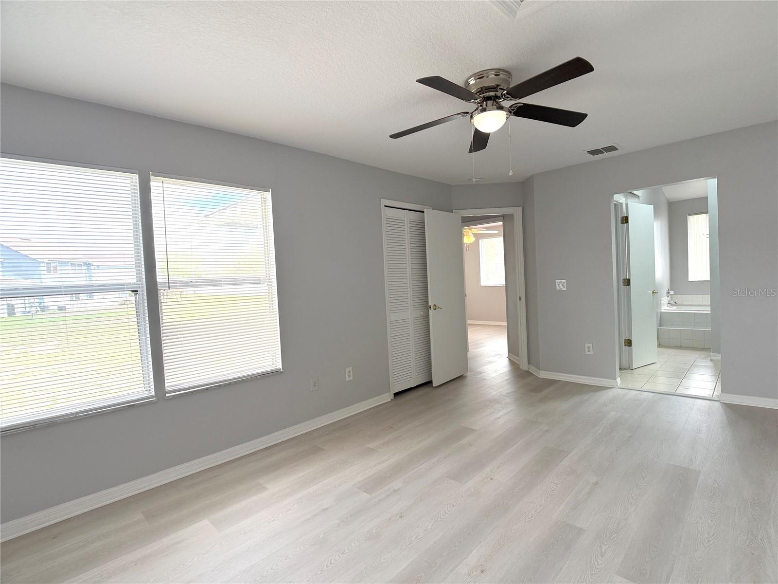 Image 21 of 29 For 306 Mango Drive