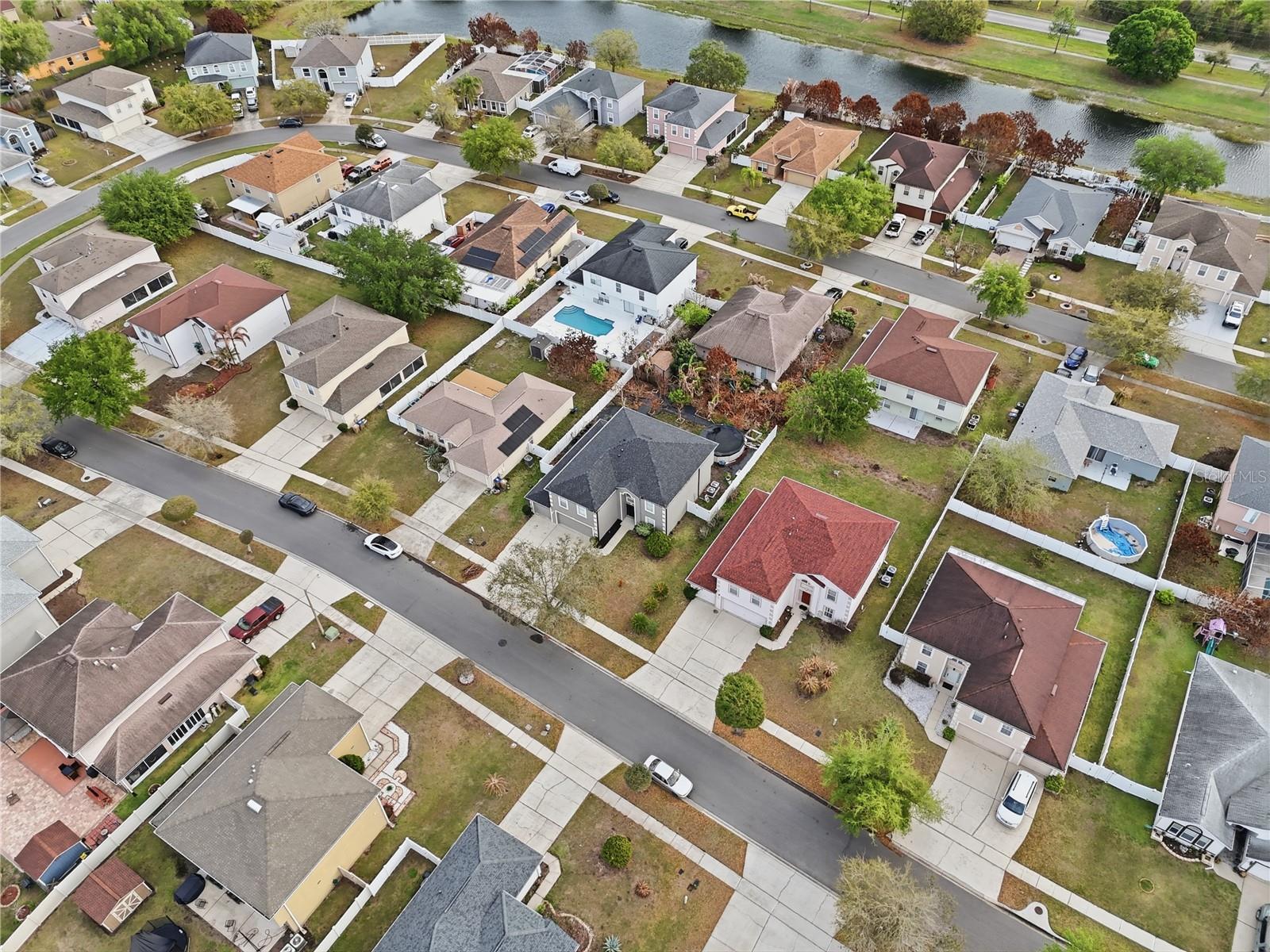 Image 42 of 47 For 627 Woodland Creek Boulevard