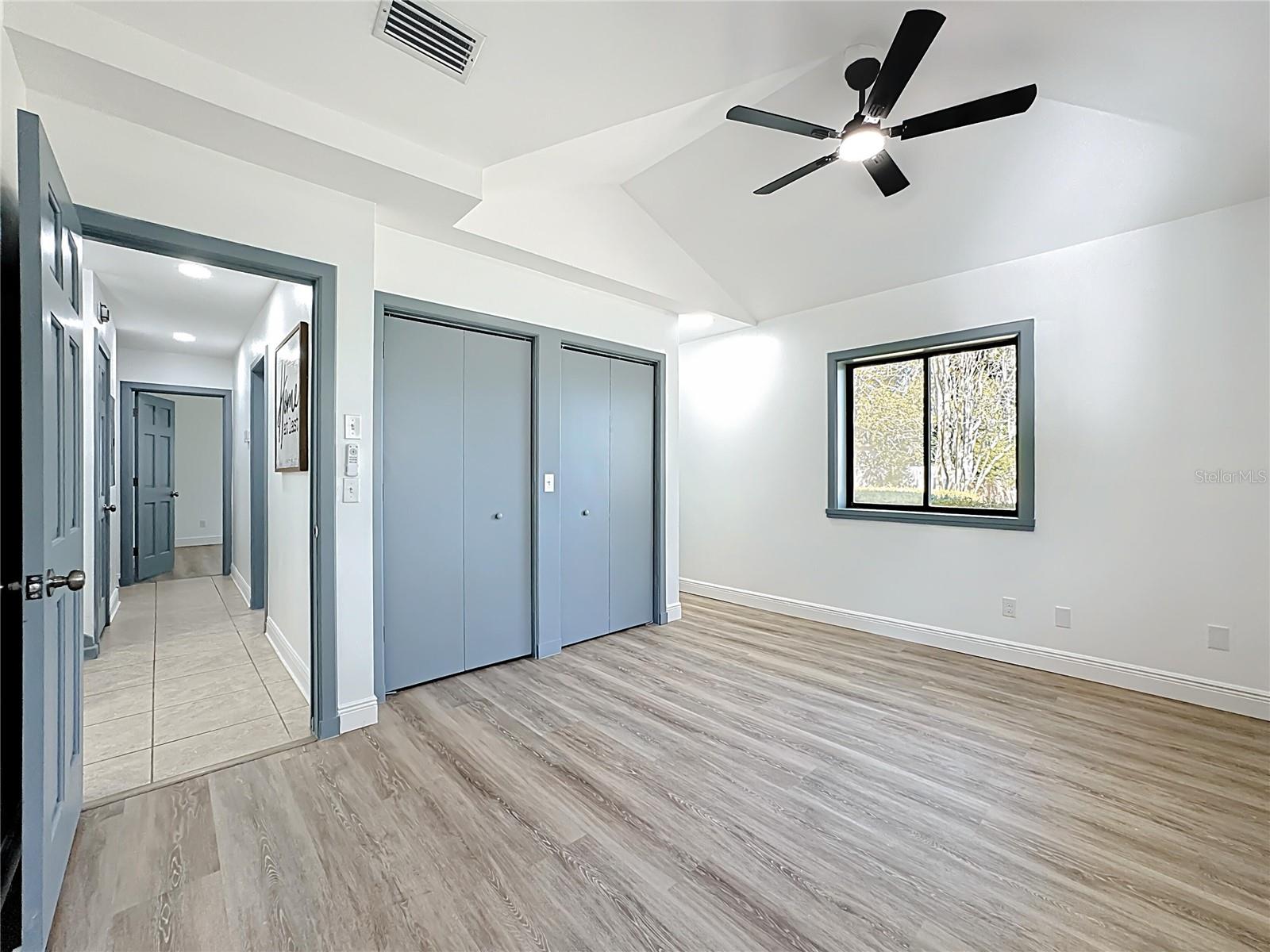 Image 30 of 73 For 506 Oakland Terrace