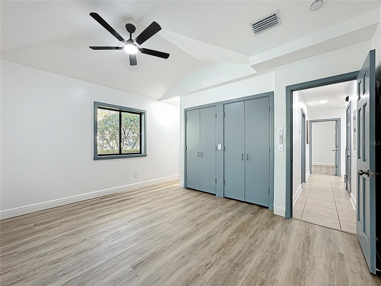 Image 35 of 73 For 506 Oakland Terrace