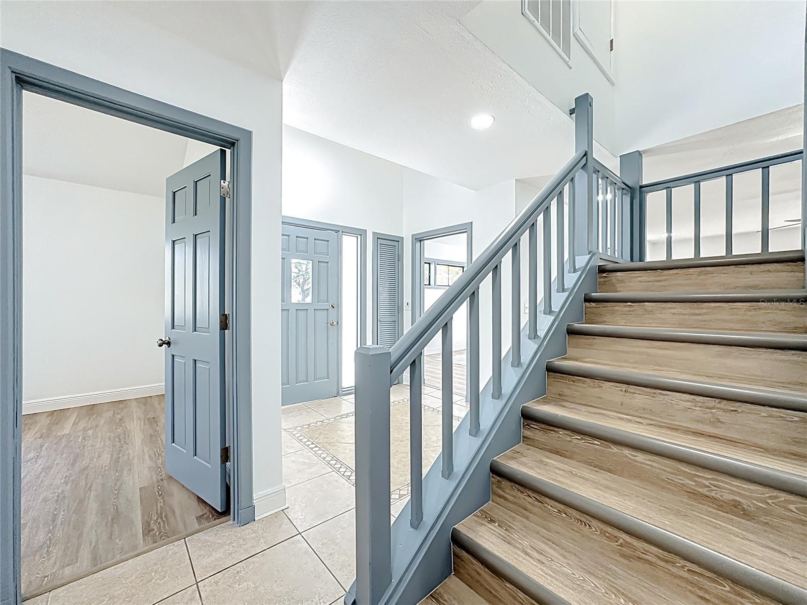 Image 53 of 73 For 506 Oakland Terrace