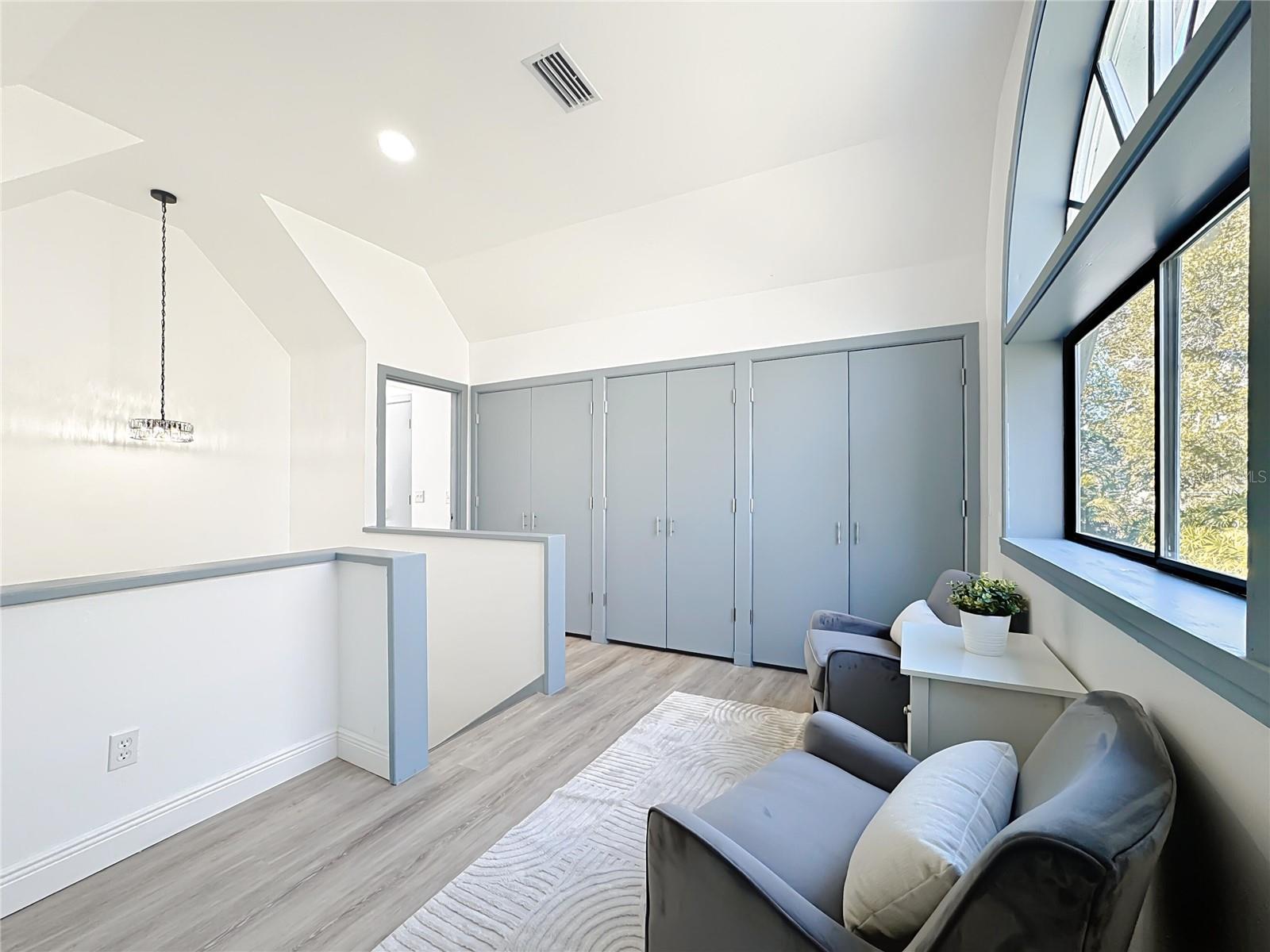 Image 57 of 73 For 506 Oakland Terrace