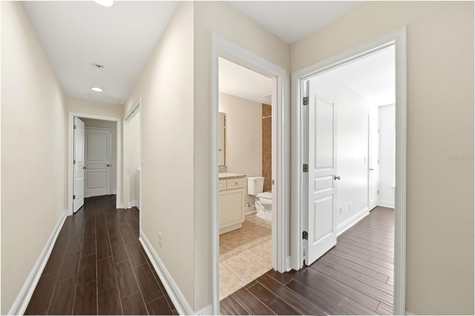 Image 12 of 34 For 729-733 Putnam Avenue