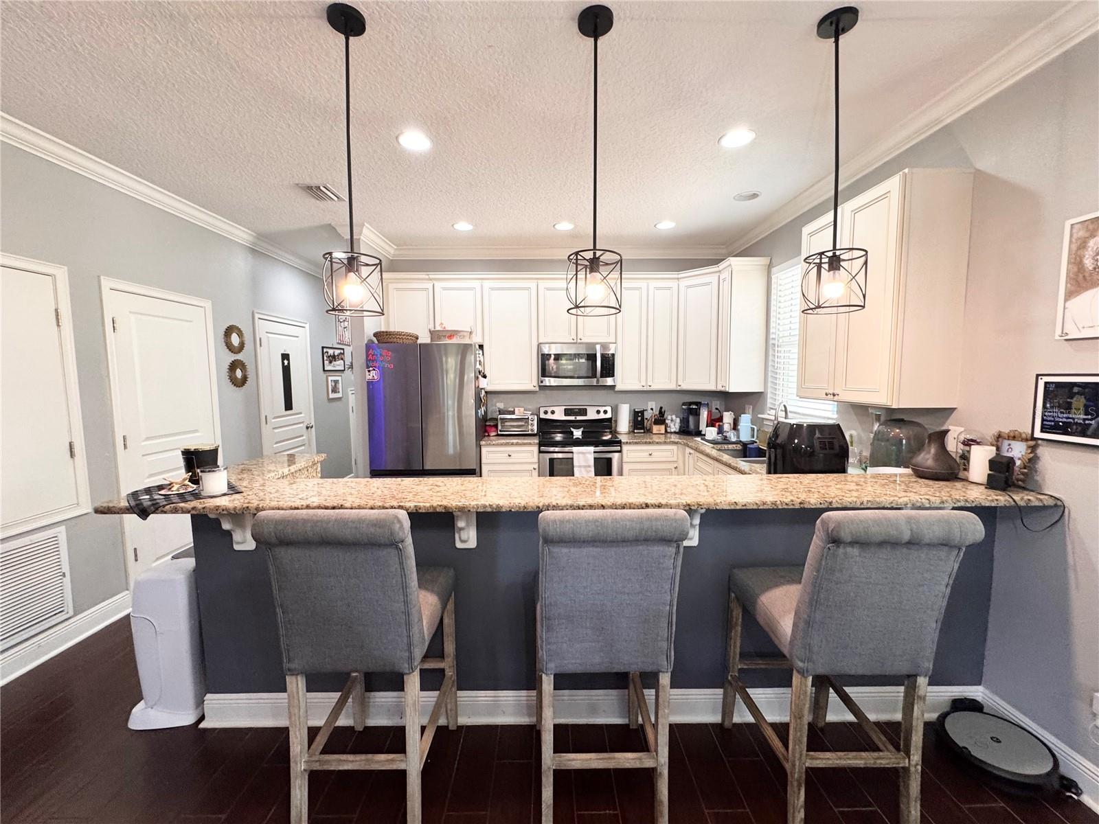 Image 29 of 34 For 729-733 Putnam Avenue