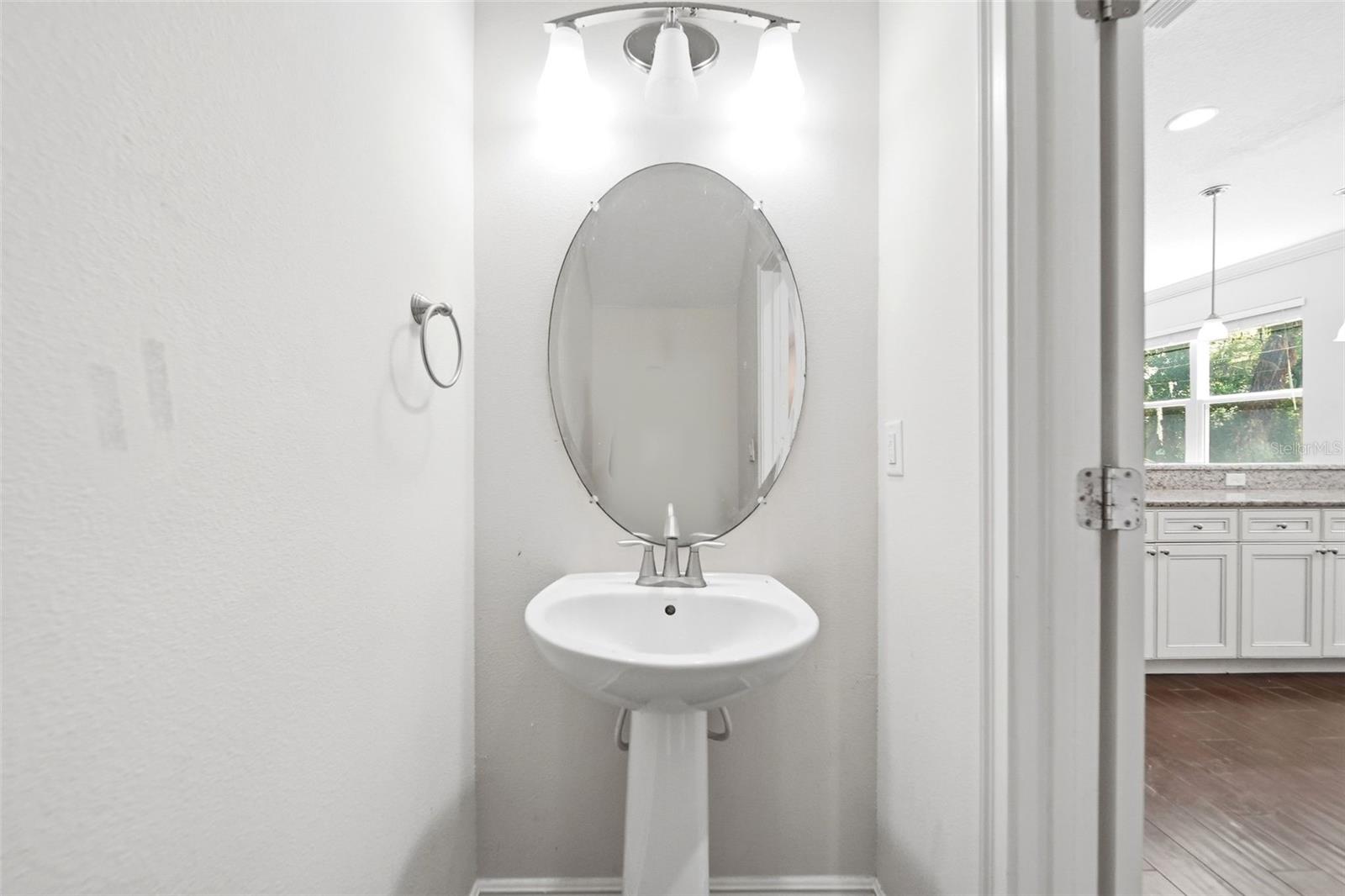 Image 4 of 34 For 729-733 Putnam Avenue