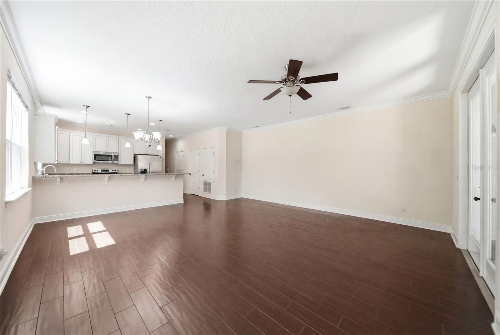 Image 9 of 34 For 729-733 Putnam Avenue