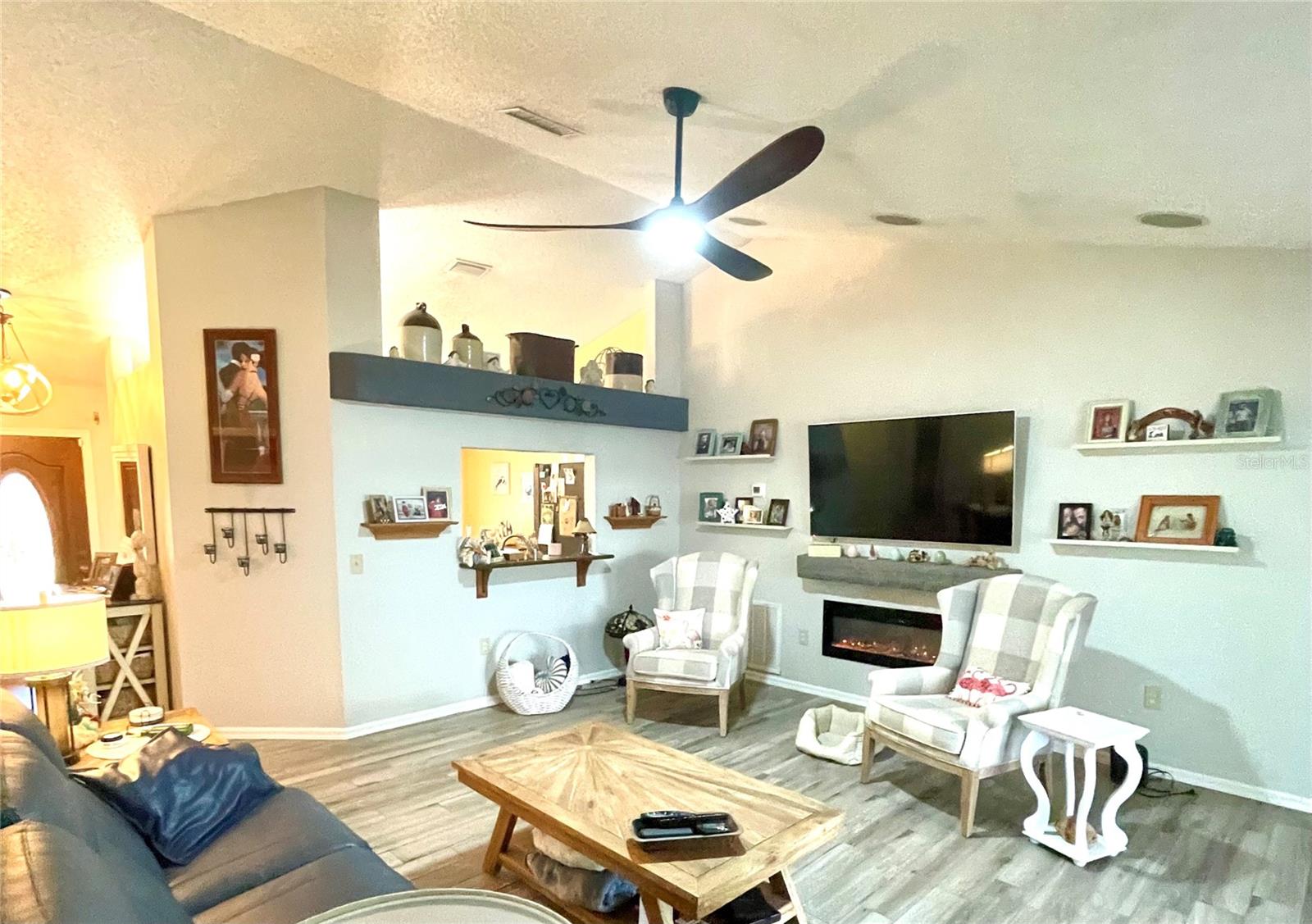 Image 13 of 87 For 6025 Hickory Grove Lane