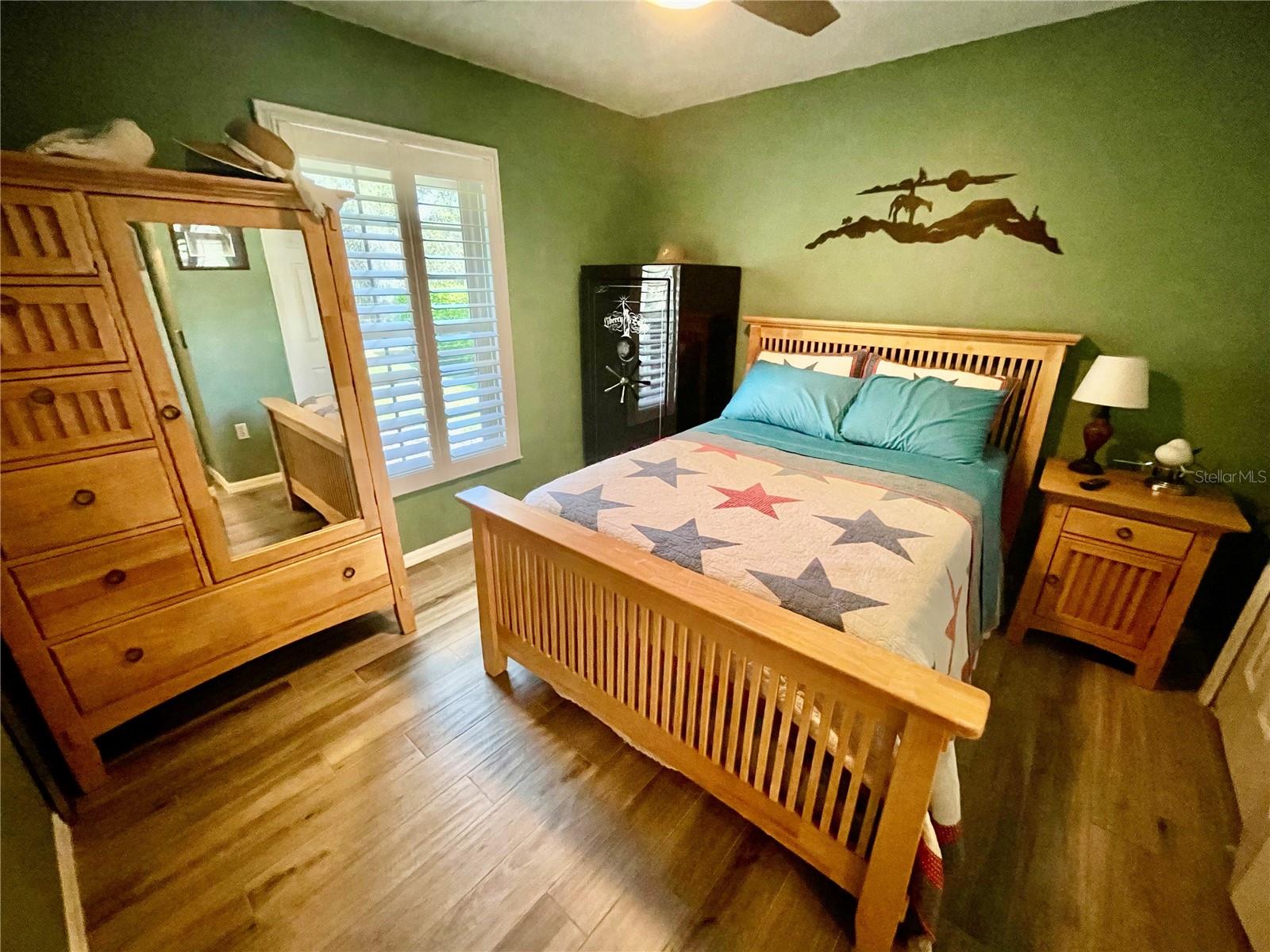 Image 29 of 87 For 6025 Hickory Grove Lane