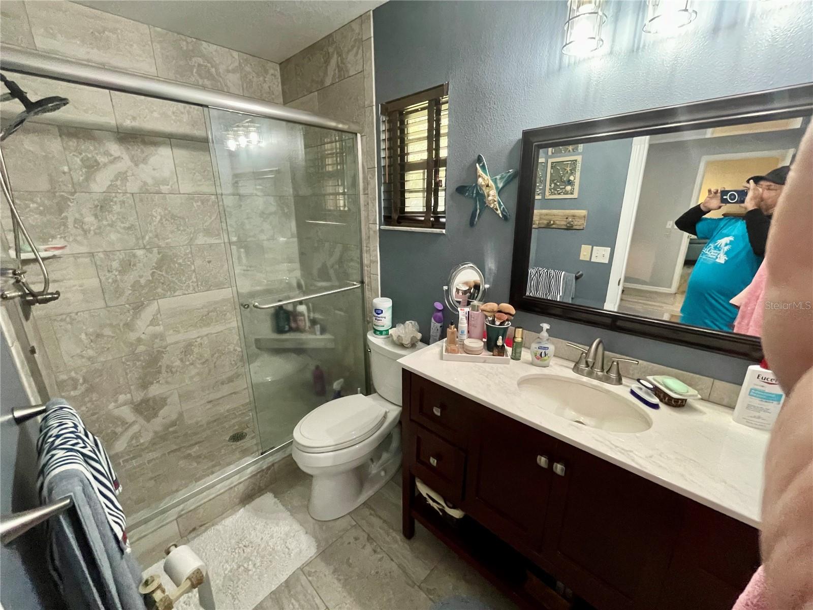 Image 39 of 87 For 6025 Hickory Grove Lane