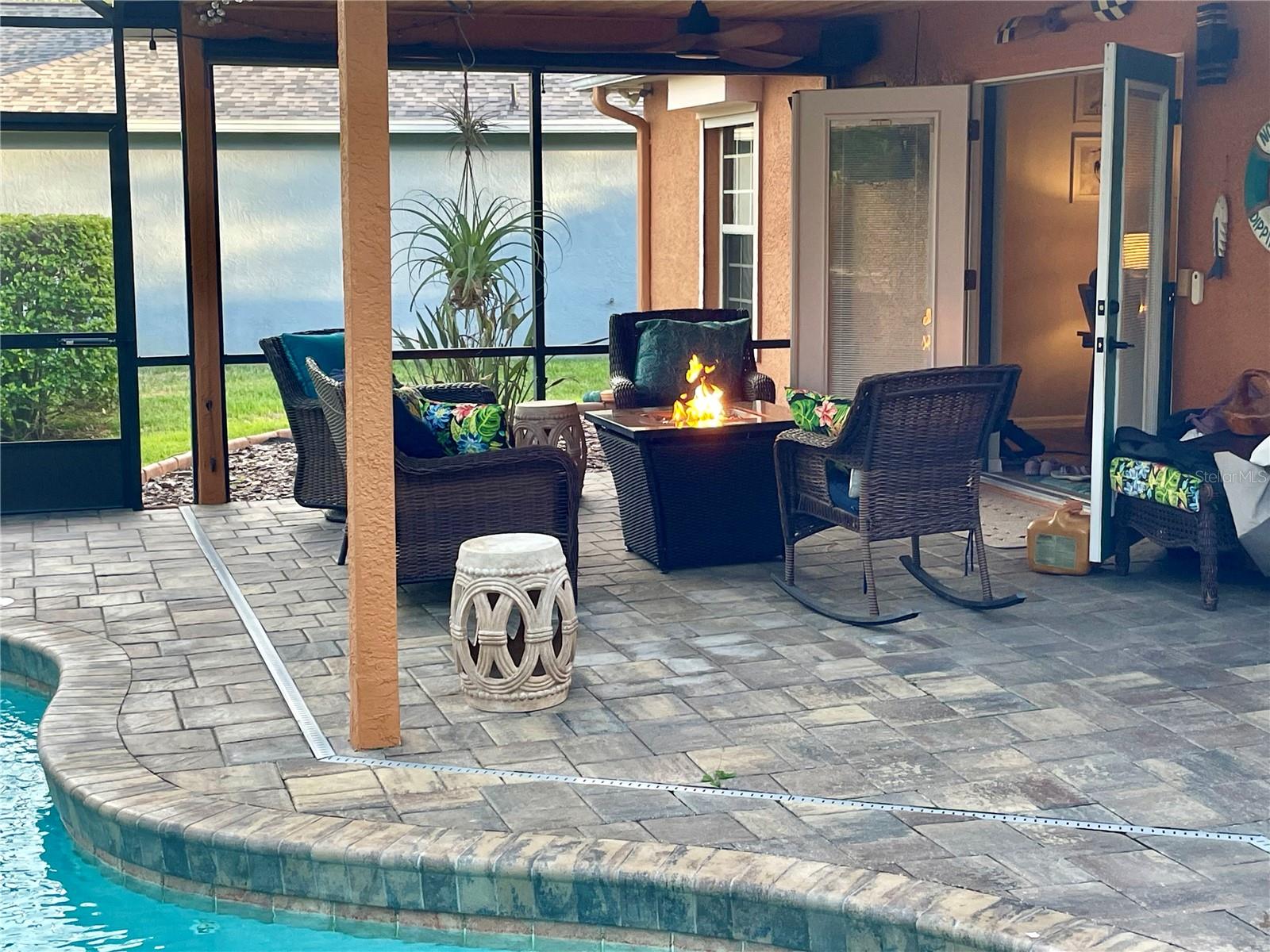 Image 47 of 87 For 6025 Hickory Grove Lane