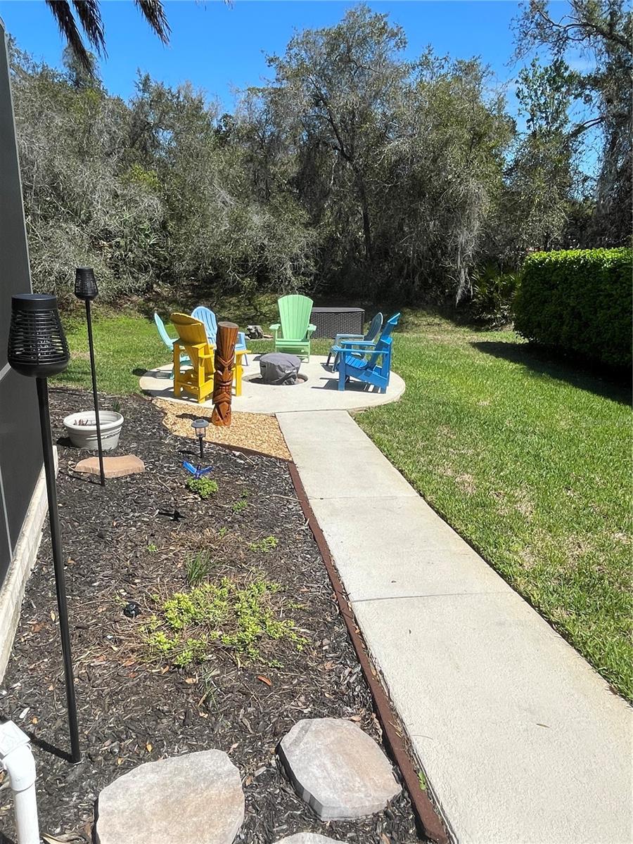 Image 59 of 87 For 6025 Hickory Grove Lane