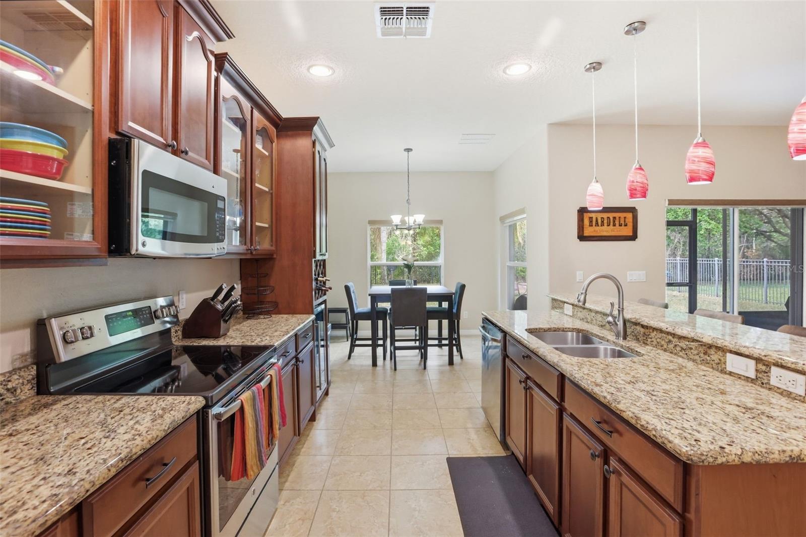 Image 9 of 28 For 11337 Great Commission Way