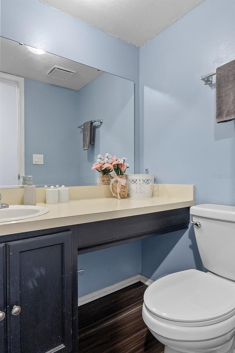 Image 13 of 28 For 4269 Semoran Boulevard 14