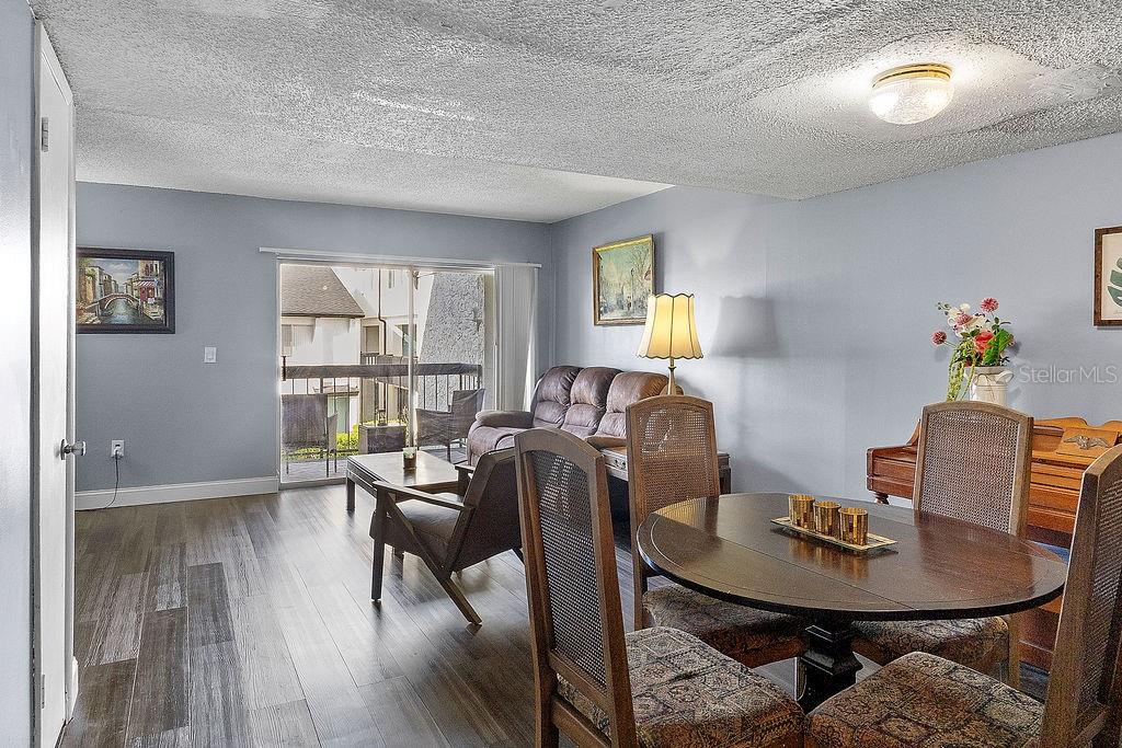 Image 2 of 28 For 4269 Semoran Boulevard 14