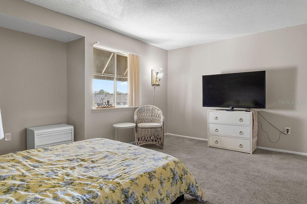 Image 23 of 28 For 4269 Semoran Boulevard 14