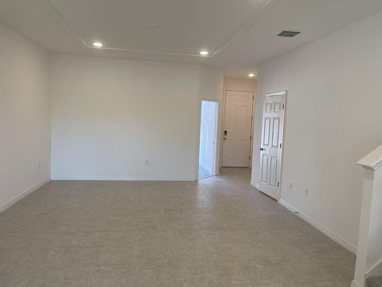 Image 3 of 6 For 4382 Sailplane Court