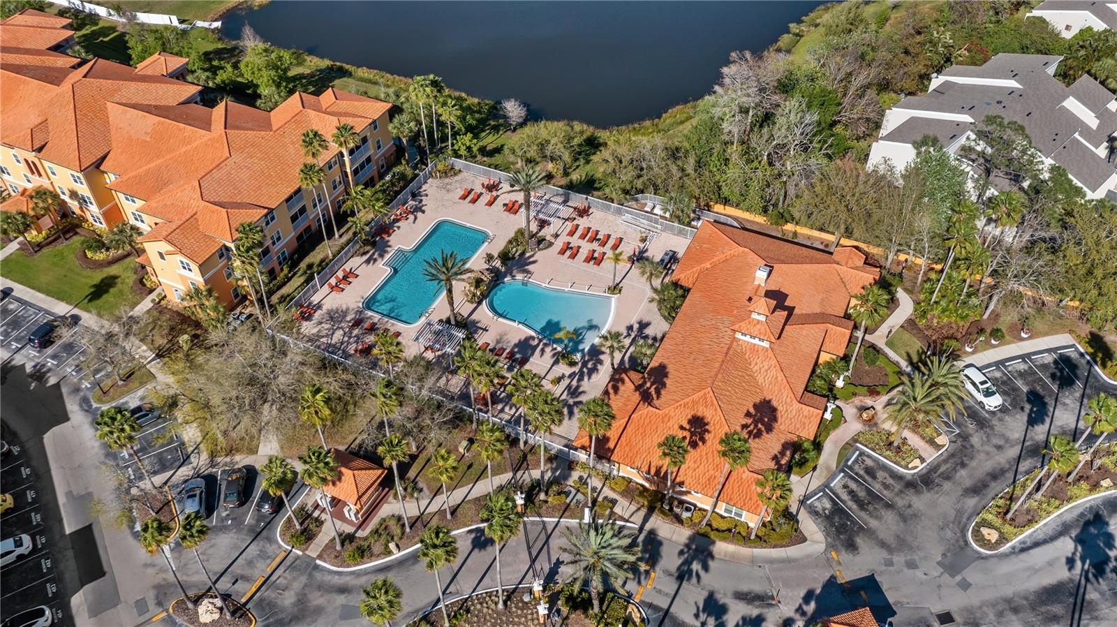 Image 4 of 18 For 5483 Vineland Road 10103