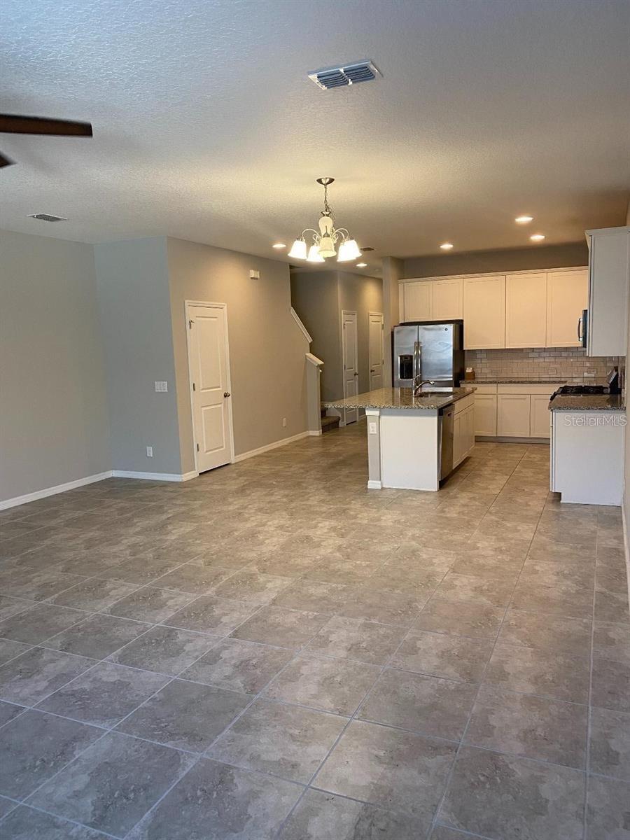 Image 6 of 29 For 15334 Murcott Blossom Boulevard