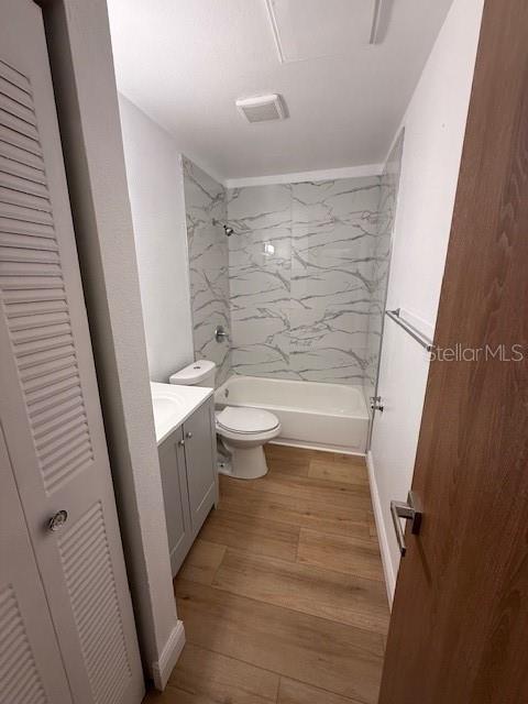 Image 12 of 12 For 738 Michigan Ct 4