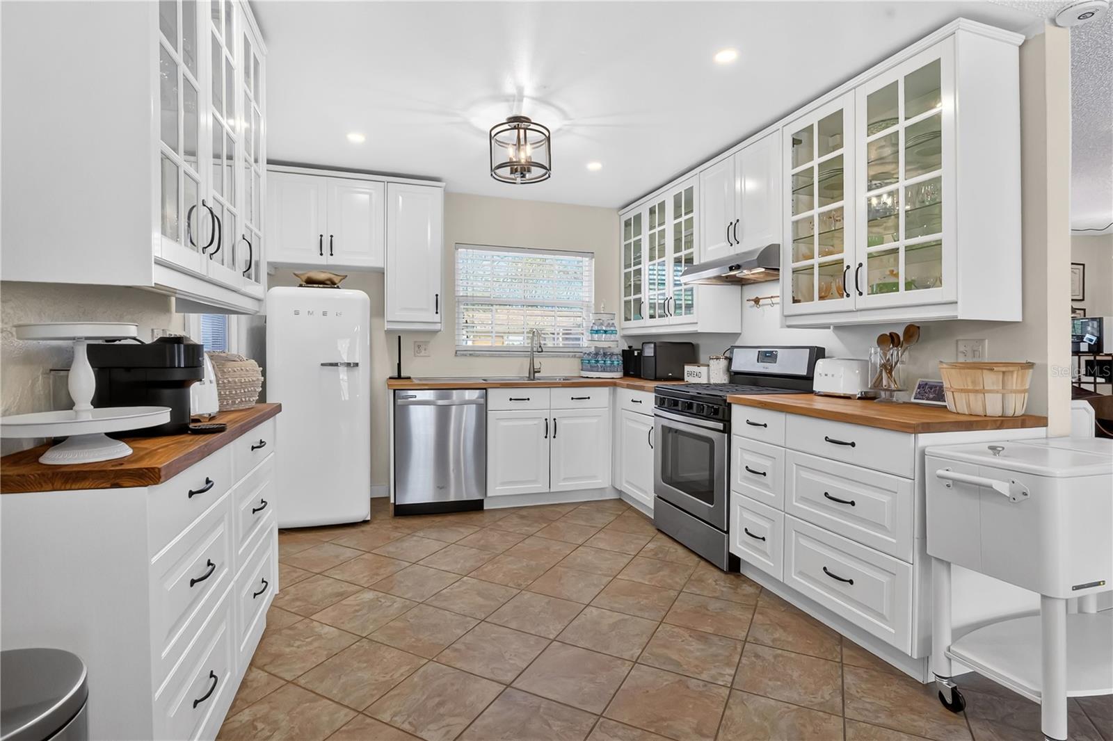 Image 5 of 26 For 10431 Kingbrook Lane