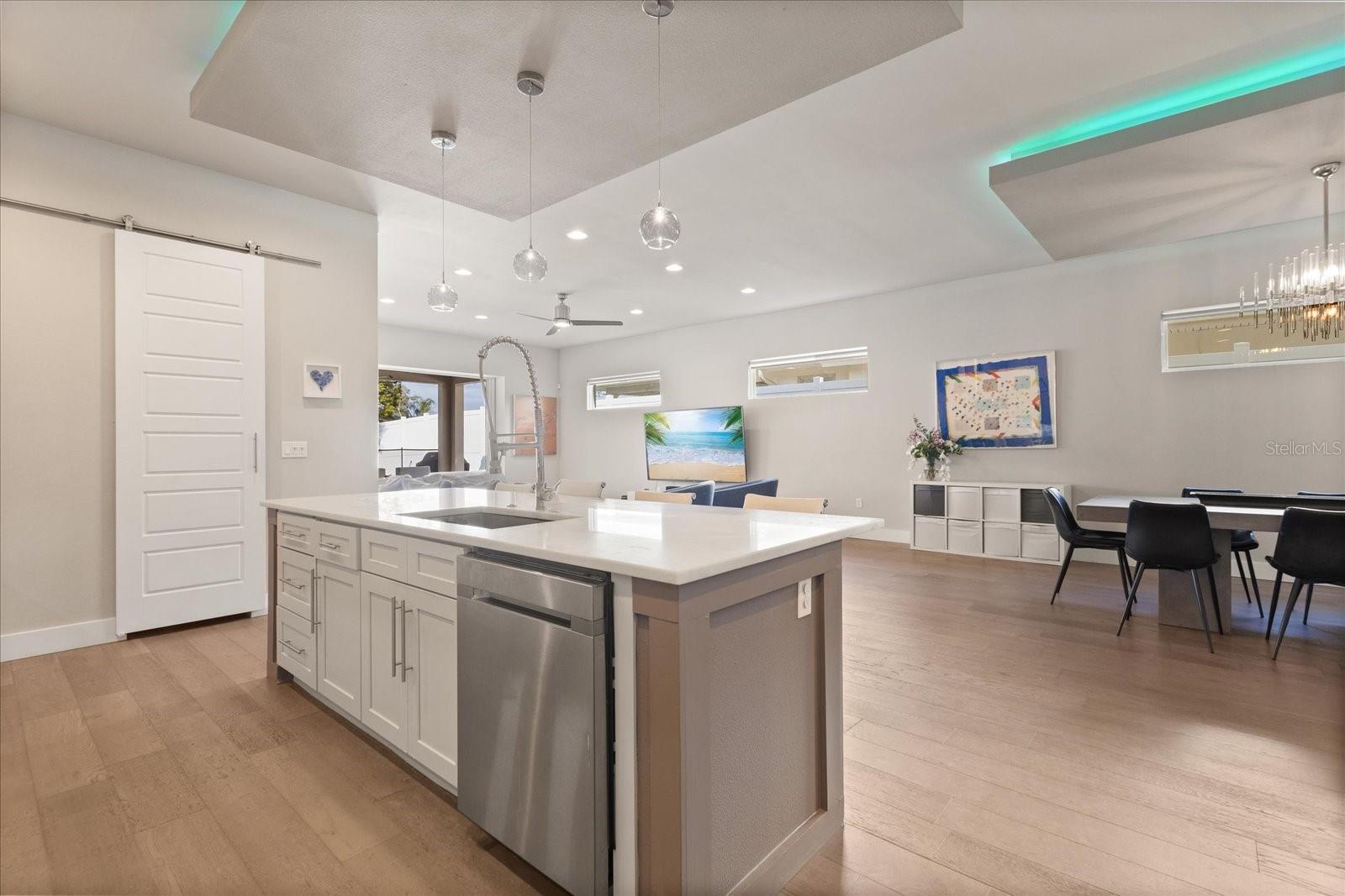 Image 15 of 51 For 1649 Harmon Avenue