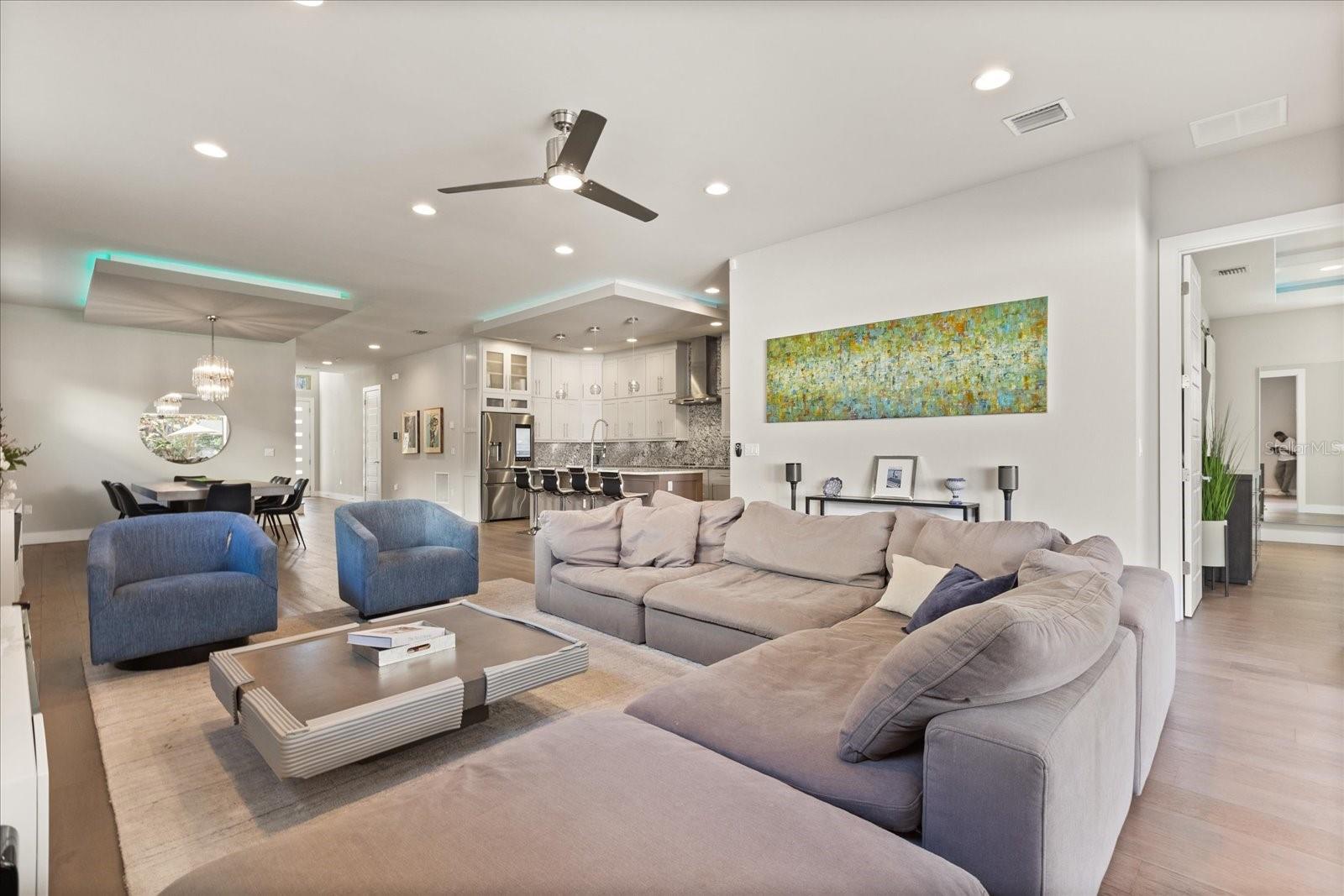 Image 18 of 51 For 1649 Harmon Avenue