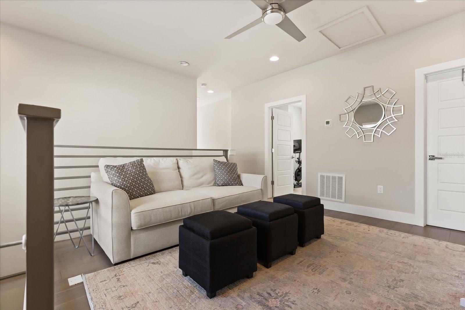 Image 20 of 51 For 1649 Harmon Avenue