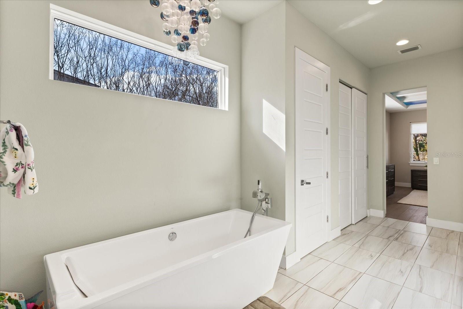 Image 26 of 51 For 1649 Harmon Avenue