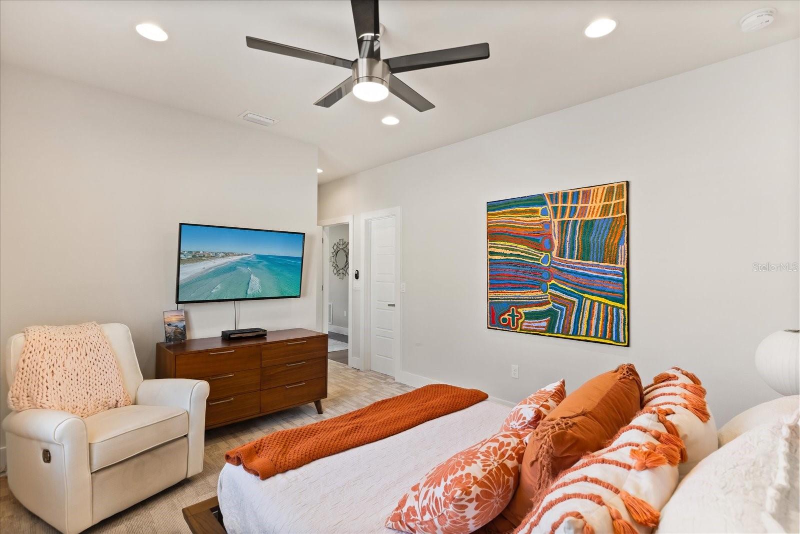 Image 28 of 51 For 1649 Harmon Avenue