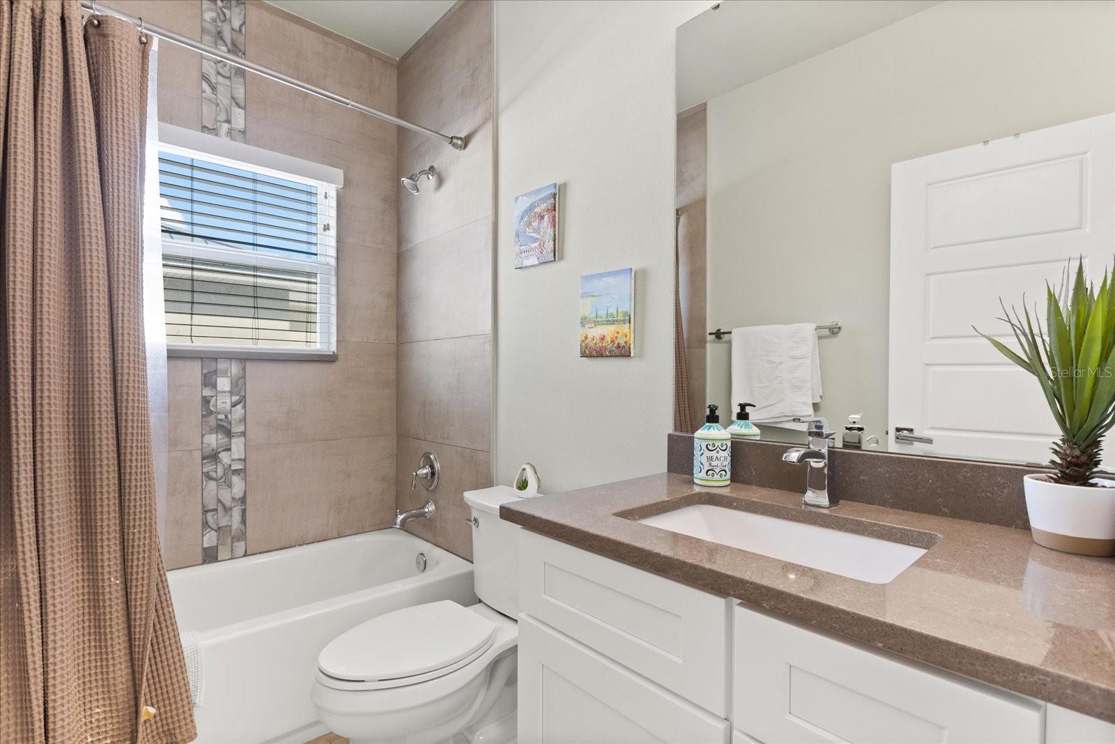 Image 29 of 51 For 1649 Harmon Avenue