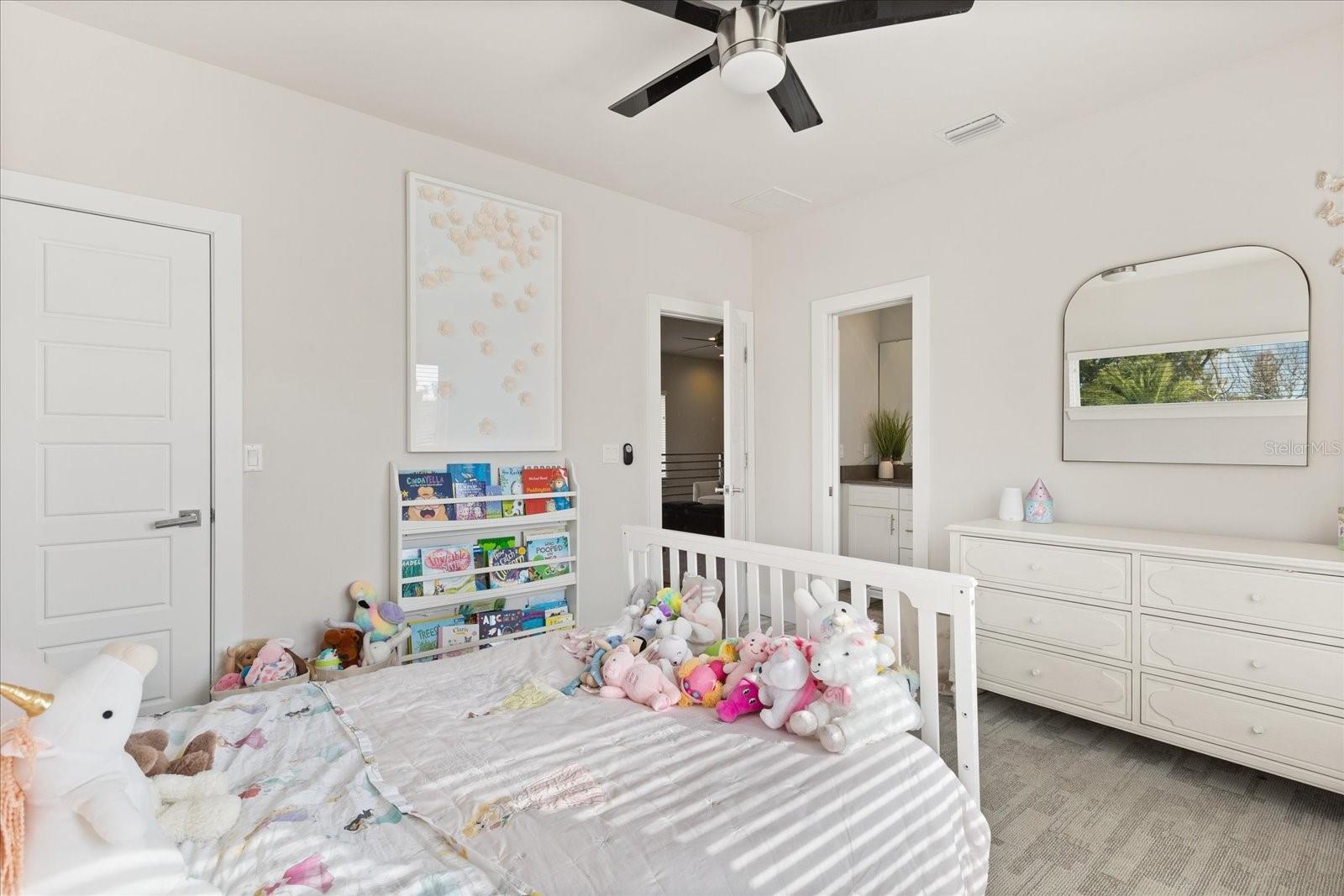 Image 31 of 51 For 1649 Harmon Avenue