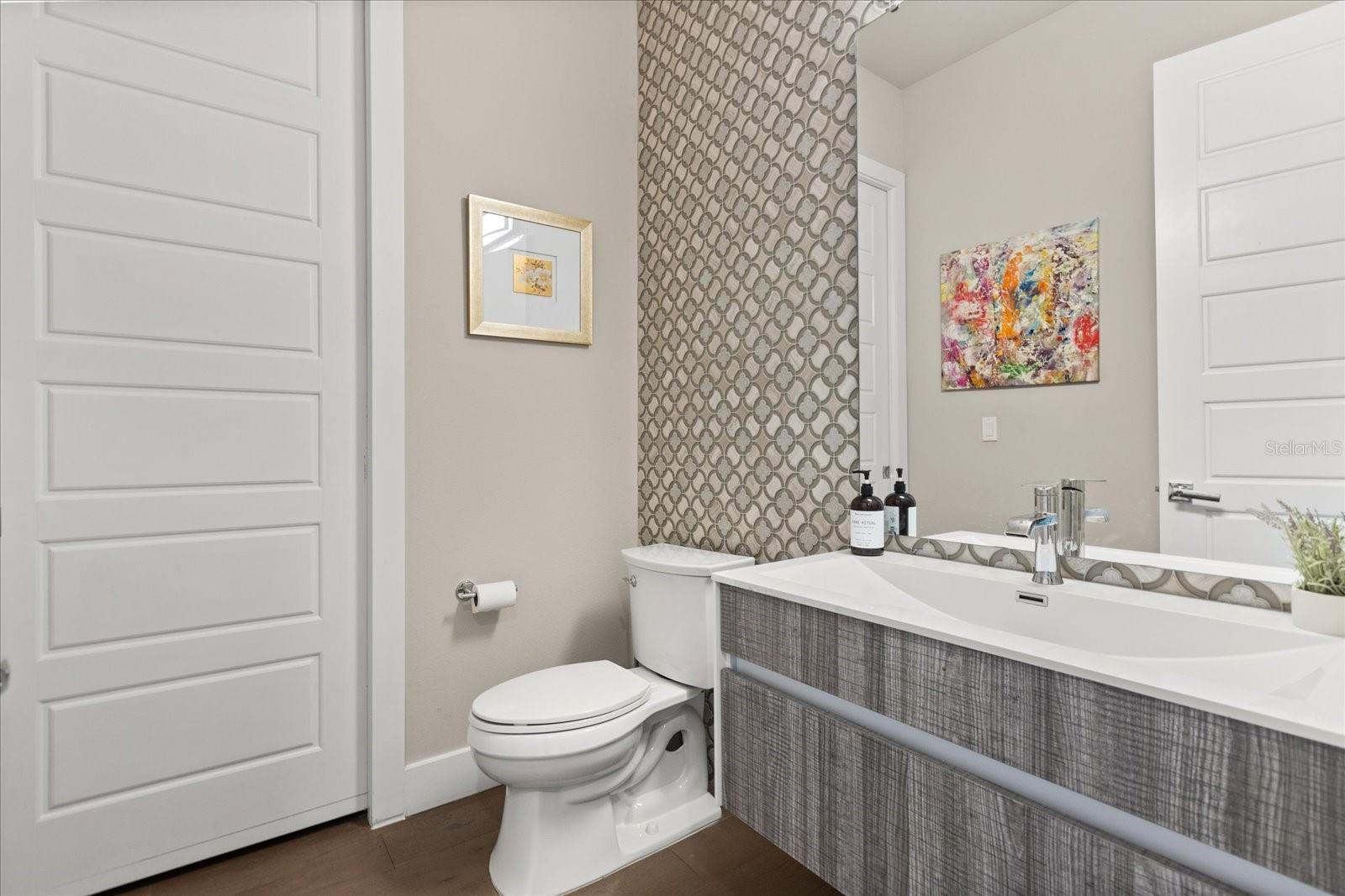 Image 37 of 51 For 1649 Harmon Avenue