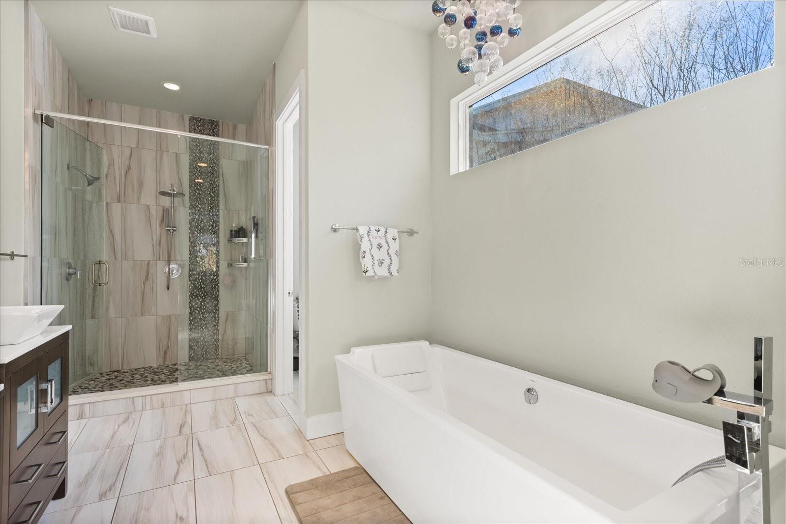 Image 38 of 51 For 1649 Harmon Avenue