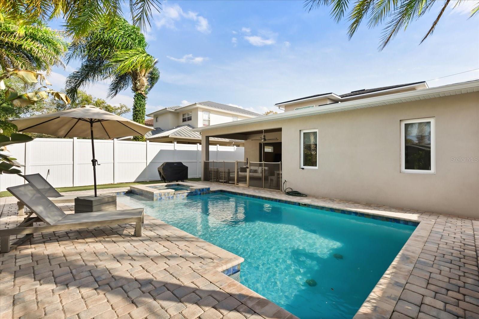 Image 43 of 51 For 1649 Harmon Avenue