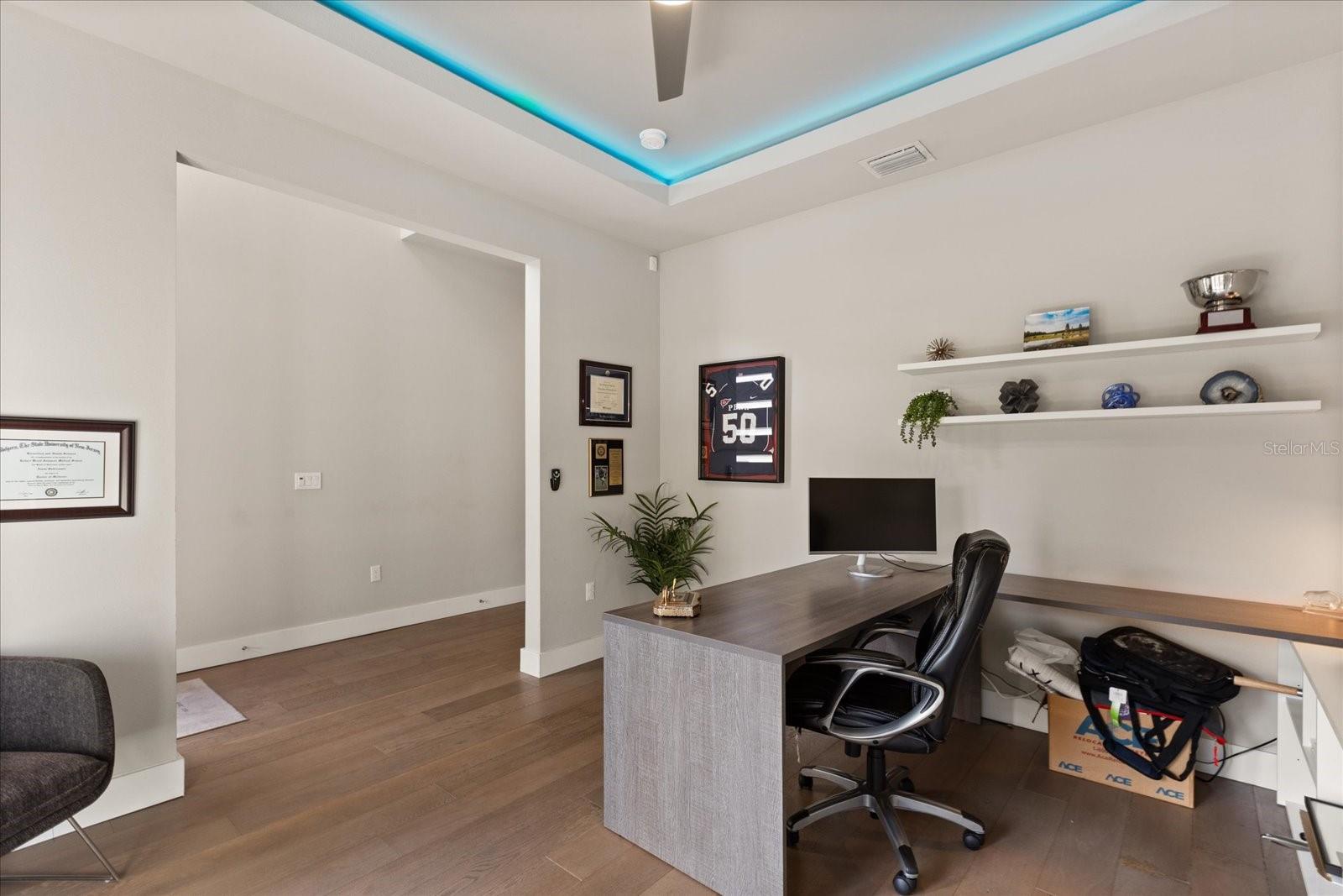 Image 5 of 51 For 1649 Harmon Avenue