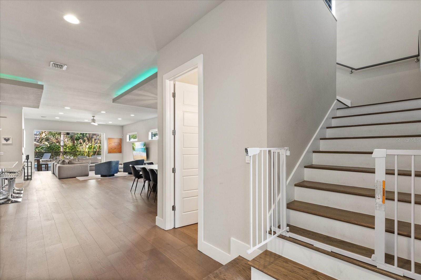 Image 7 of 51 For 1649 Harmon Avenue