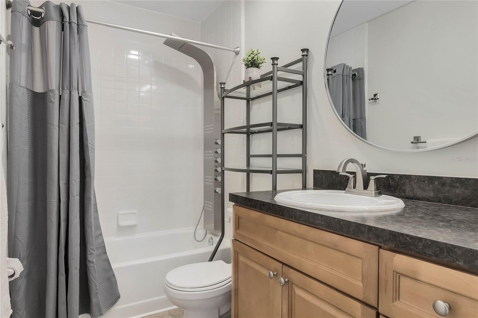 Image 14 of 25 For 8235 Ambrose Cove Way