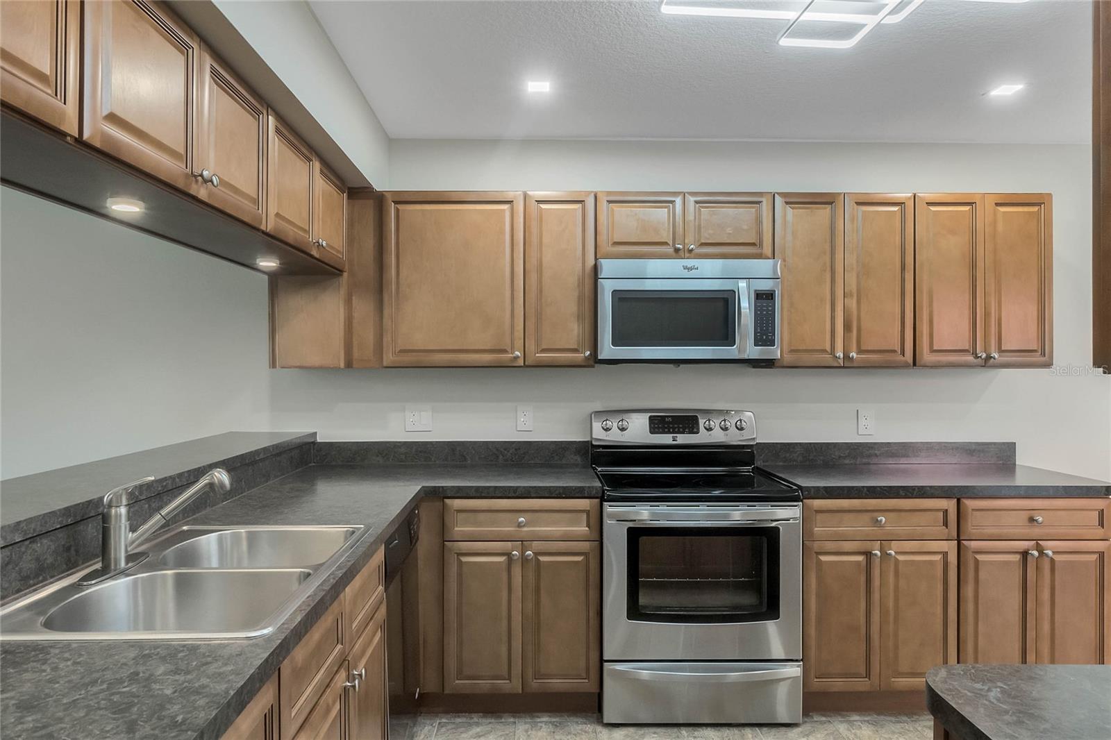 Image 2 of 25 For 8235 Ambrose Cove Way