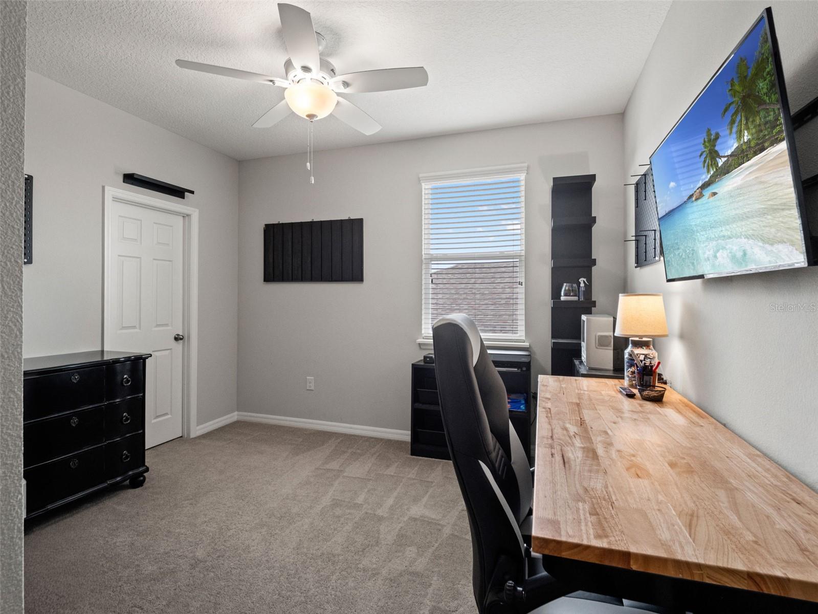 Image 28 of 45 For 3120 River Springs Boulevard