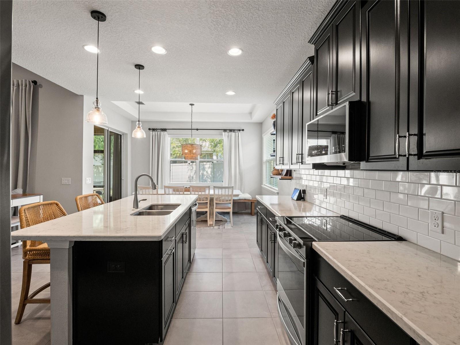 Image 9 of 45 For 3120 River Springs Boulevard