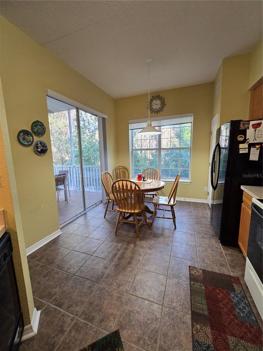 Image 12 of 28 For 7627 Bay Port Road 55