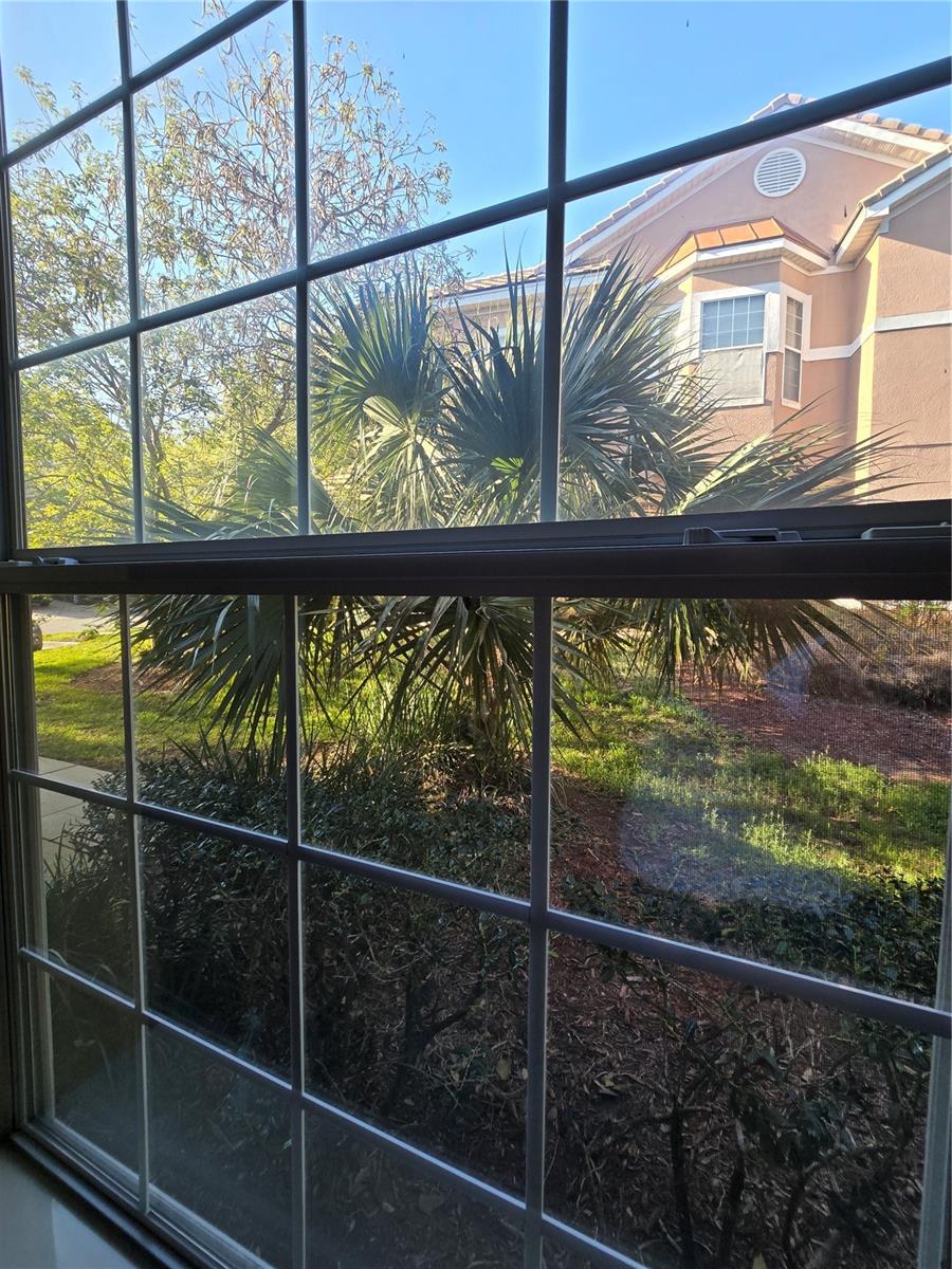 Image 18 of 28 For 7627 Bay Port Road 55