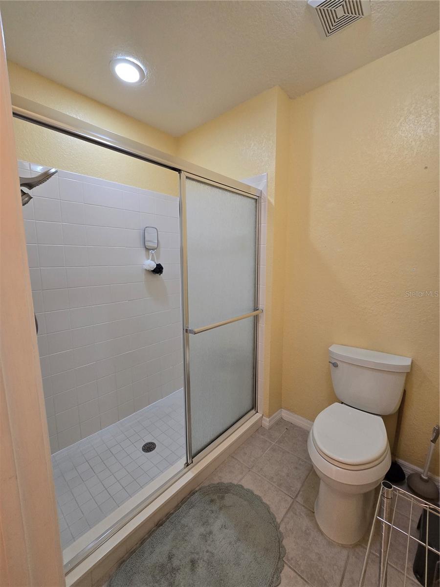 Image 22 of 28 For 7627 Bay Port Road 55