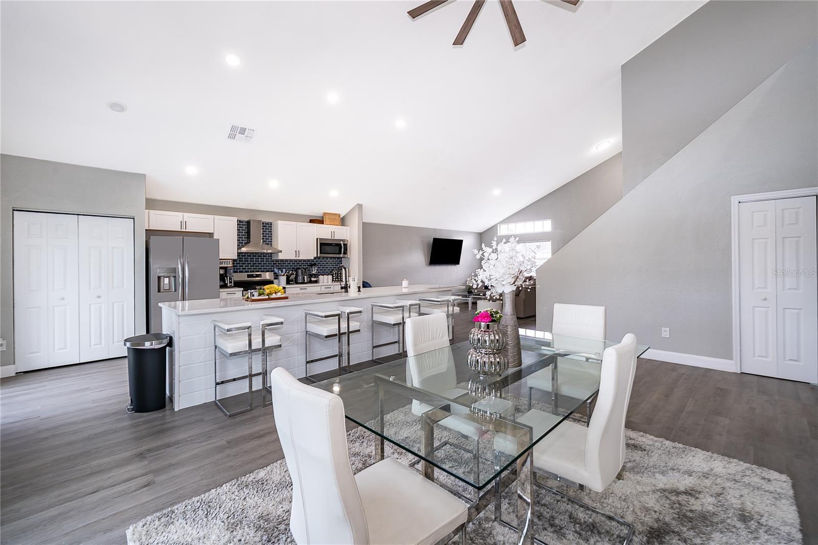 Image 19 of 35 For 3007 Stillwater Drive