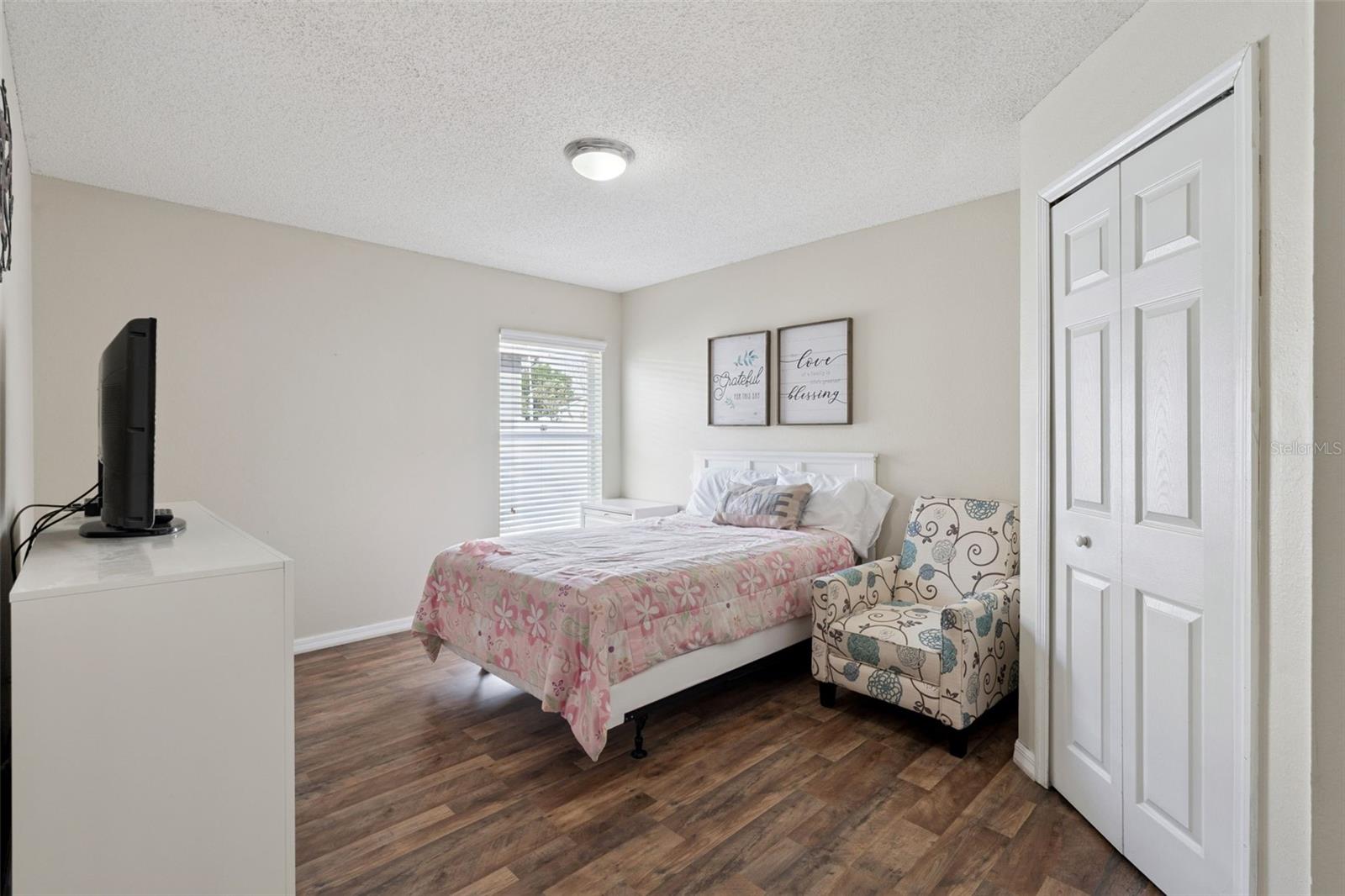 Listing photo id 14 for 1111 Chichester Court