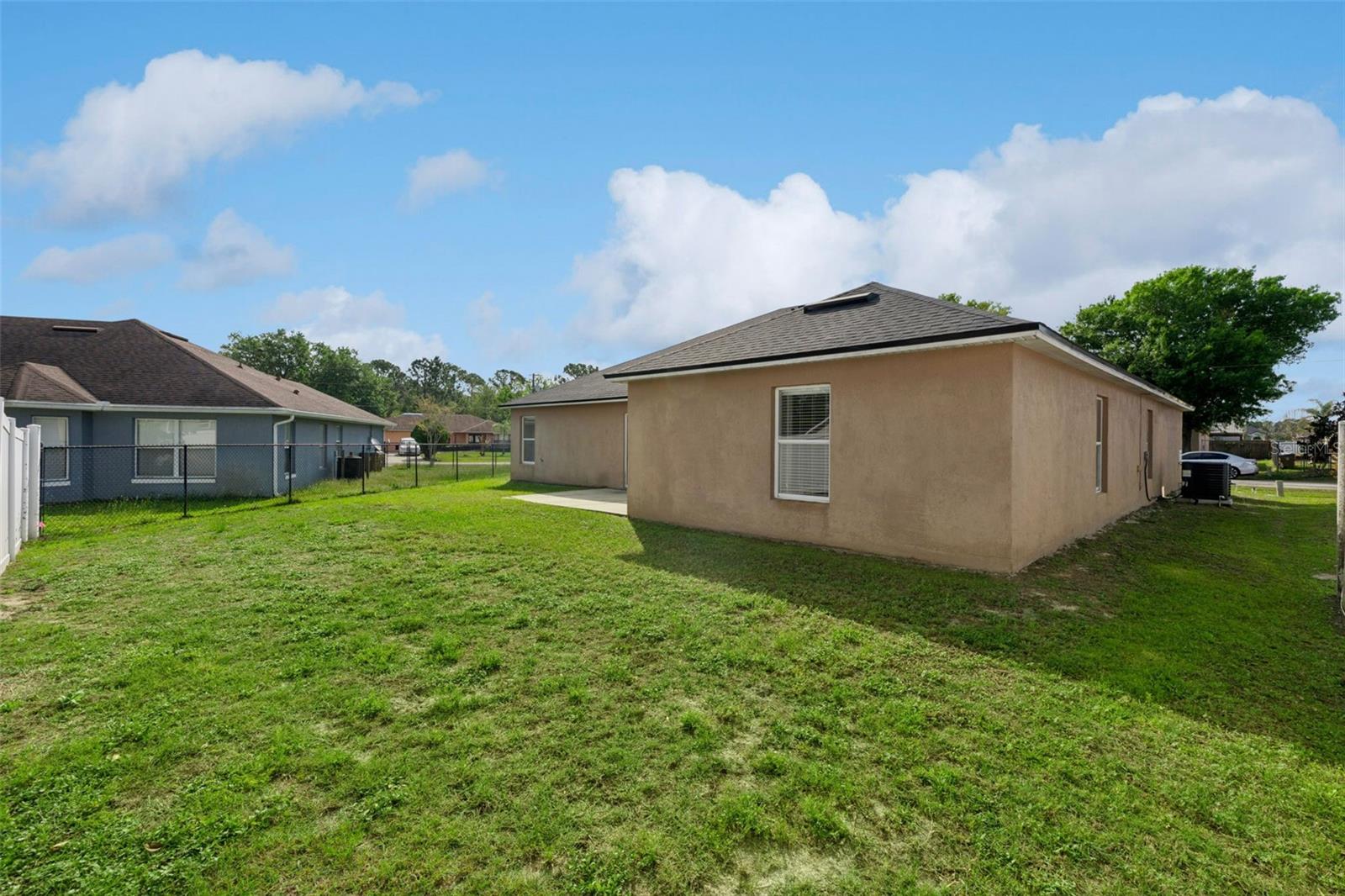 Listing photo id 23 for 1111 Chichester Court