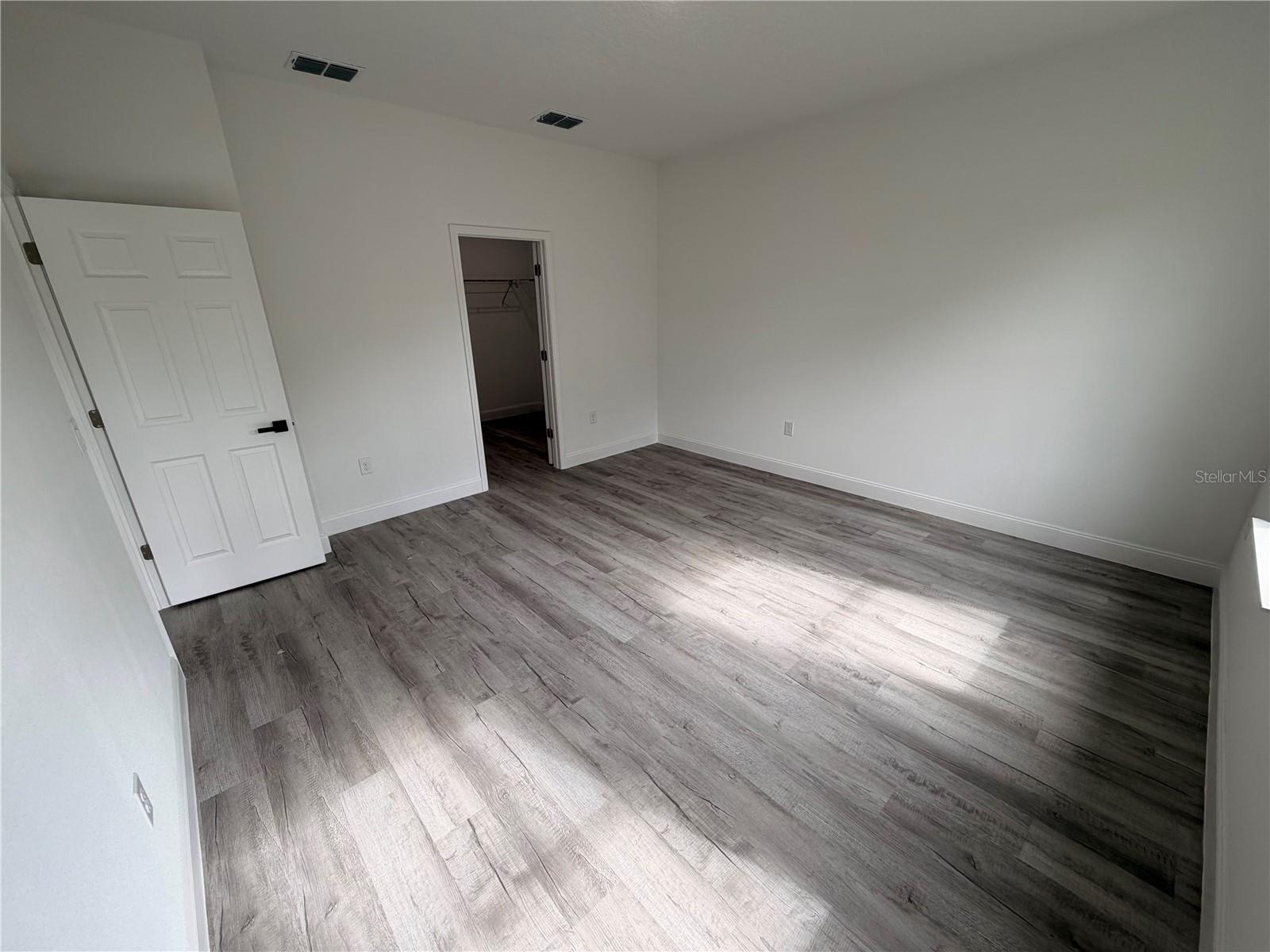 Image 10 of 18 For 2670 162nd Lane 2670