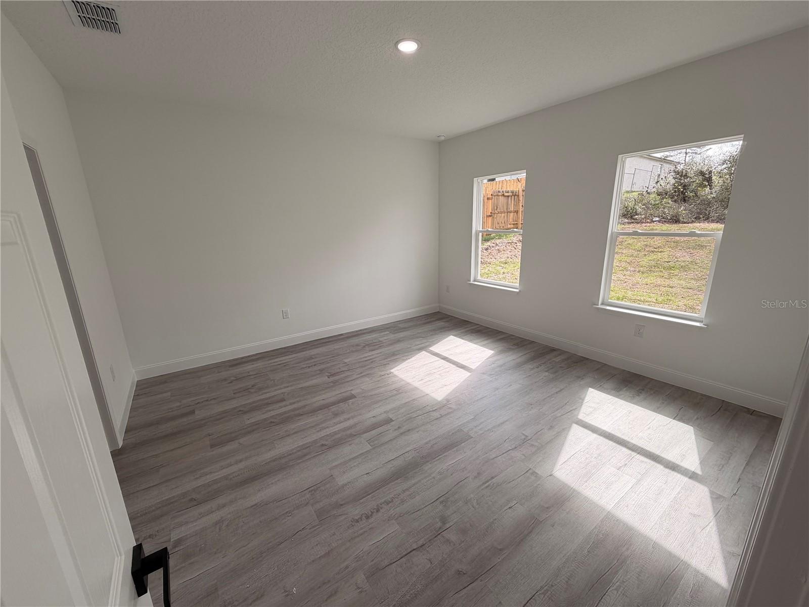 Image 11 of 18 For 2670 162nd Lane 2670